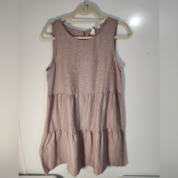 C&C California Dresses & Skirts - C&C Sleeveless Linen Tiered Dress in Mauve, Size Small